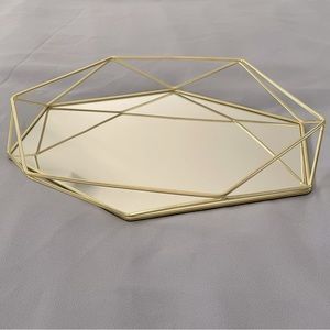 Mirrored and gold angular tray